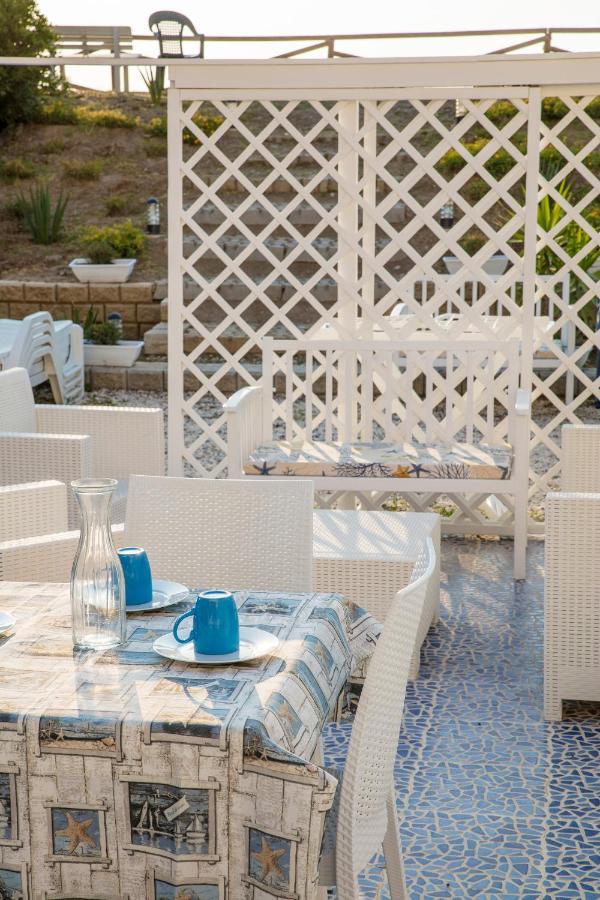 B&B Stella Marina Capo dʼOrlando エクステリア 写真
