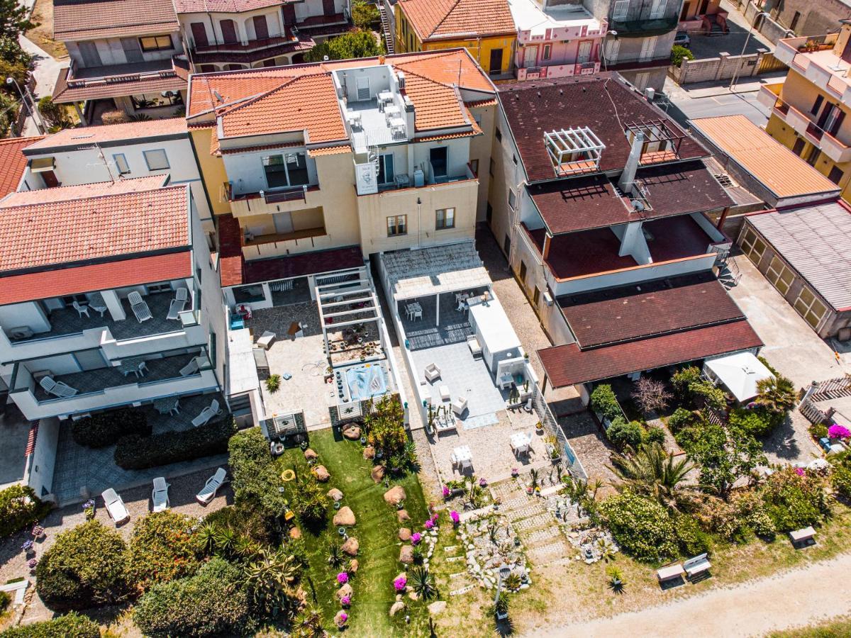 B&B Stella Marina Capo dʼOrlando エクステリア 写真